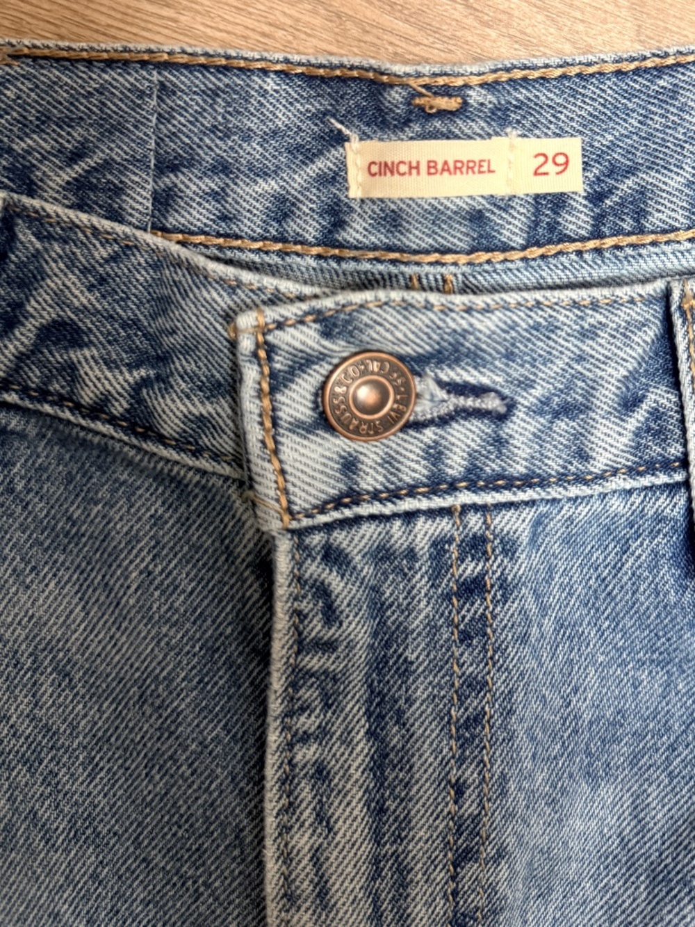 Levi’s Cinch Barrel Jeans size 29 - Picture 2 of 7